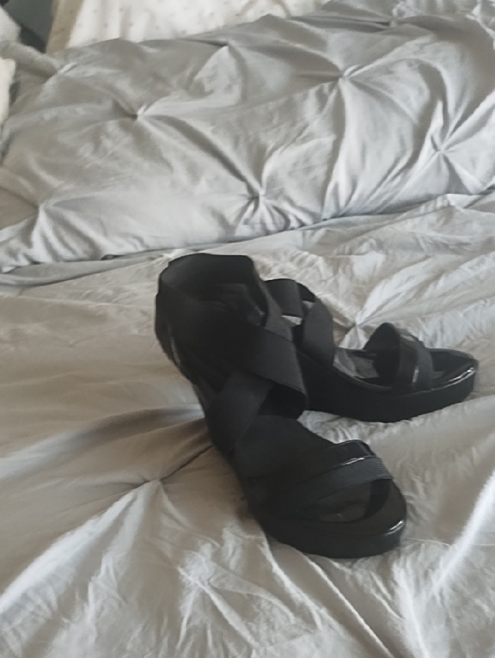 Charles David Black Women's Strappy Wedge Sandals
